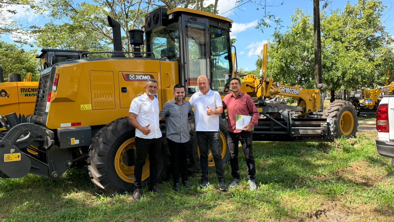 Prefeito de Tarauacá recebe equipamentos do Programa INOVA em cerimônia em Rio Branco